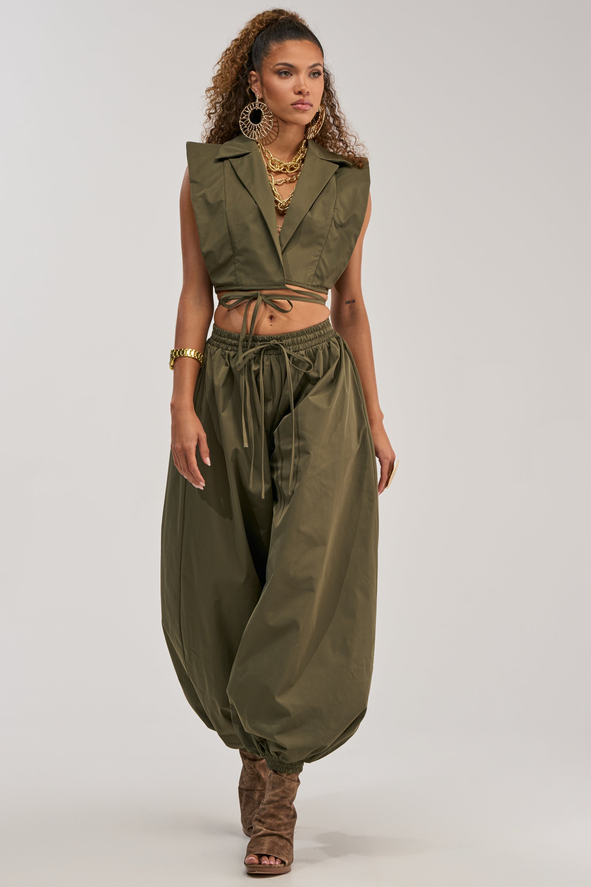 GUESS WHO VNECK COLLARED BLOUSE IN OLIVE