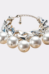 PEARLY NECKLACE